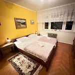 Center With A Castle View, Parking Apartament *
