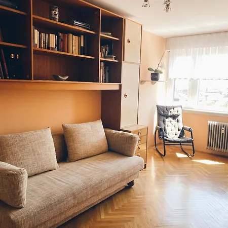 Center With A Castle View, Parking