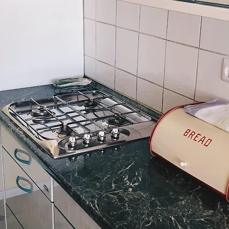 Apartment Center With A Castle View, Parking