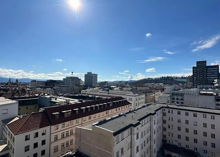 Center With A Castle View, Parking 아파트 *